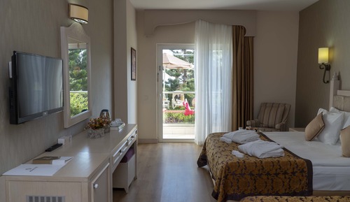 Standard Room Land View