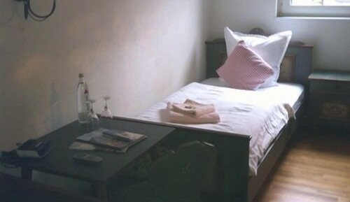 Chambre avec lits jumeaux, salle de bains privée