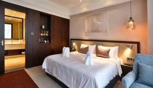 Chambre Affaires, 1 très grand lit et 1 canapé-lit, fumeurs