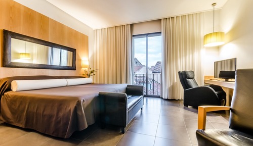 Chambre Double, baignoire à jets (king sized-bed)