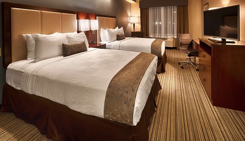 Chambre Standard, 2 grands lits, non-fumeurs, réfrigérateur et four à micro-ondes