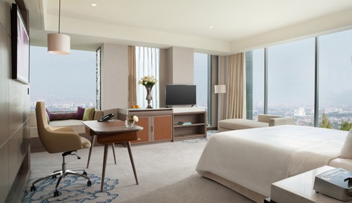 Suite Junior, 1 très grand lit, accès au salon club