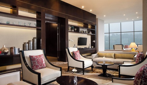 Chambre Premium, 1 très grand lit, accès au salon club