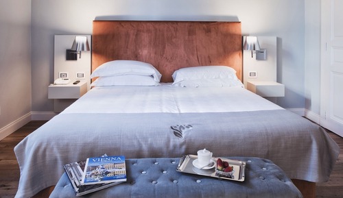 Chambre Double Junior, vue jardin, dans les dépendances (Spa access)