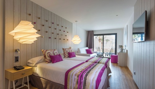 Chambre Supérieure, chambres communicantes