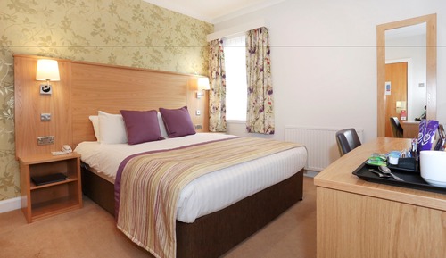 Chambre Standard, 1 lit double, non-fumeurs (Small Room)