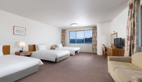 Chambre Classique, plusieurs lits, vue montagne