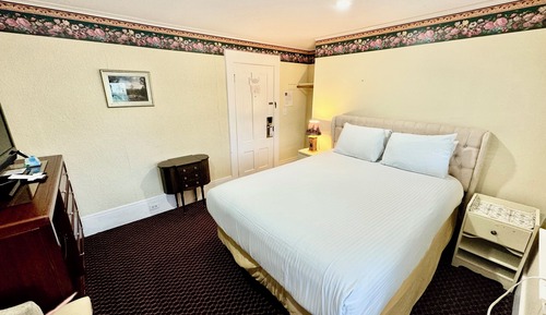 Chambre Standard, 1 grand lit, réfrigérateur