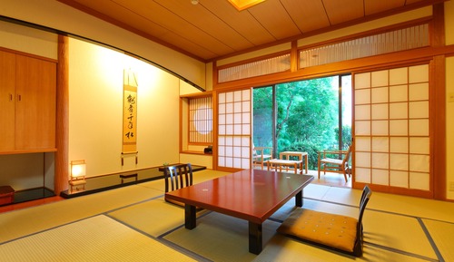 Chambre Deluxe, salle de bains privée (Japanese style, with cypress bath)