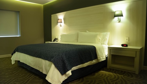Chambre Standard, 1 très grand lit, accessible aux personnes à mobilité réduite