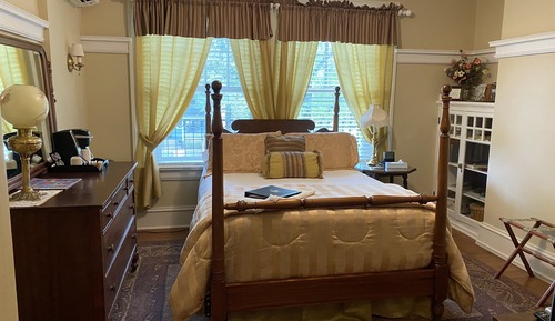 Chambre, 1 grand lit, non-fumeurs (Dahlia)