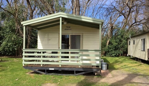 Cabane, 2 chambres, patio