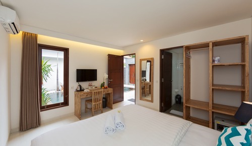 Chambre Double Deluxe, 1 lit double, non-fumeurs, vue piscine
