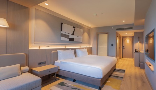 DELUXE KING ROOM WITH BOSPHORUS VIEW