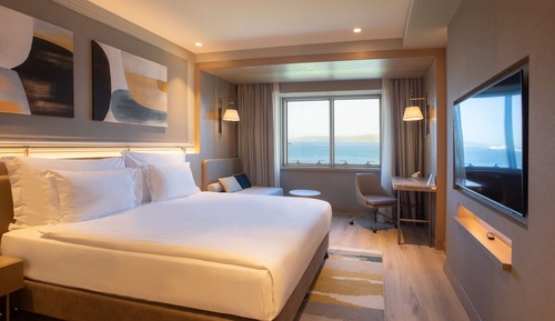 PANAROMIC JACUZZI ROOM WITH BOSPHORUS