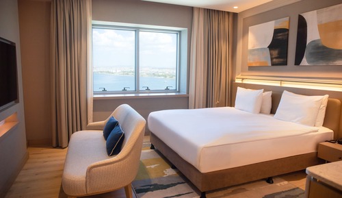 DELUXE FAMILY SUITE WITH BOSPHORUS VIEW
