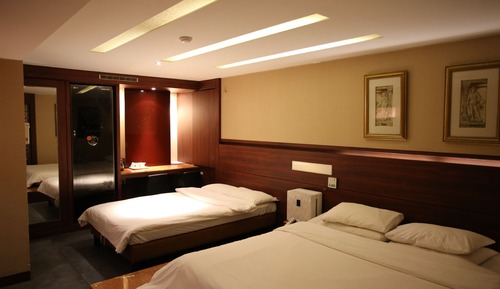 Chambre Majestueuse (Breakfast included)