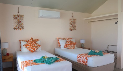 Bungalow Deluxe, en front de plage
