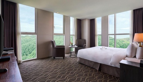 [Breakfast for 1] Premium Corner with Forest View