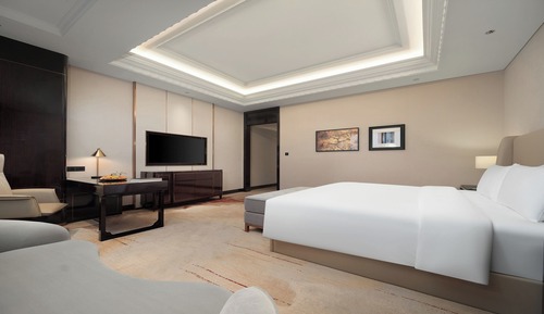 Chambre Premium, 1 très grand lit, accès au salon club
