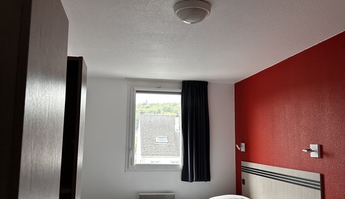 Chambre Triple, 3 lits une place