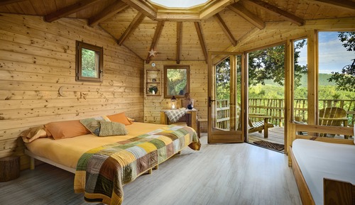 Tree House Romantique, salle de bains privée, vue montagne