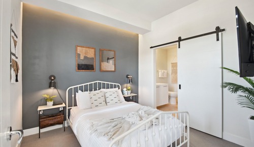 Appart'hôtel, 1 grand lit, balcon, vue ville (unit 306)