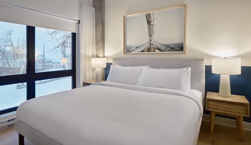 103 - Suite Exécutive, lit King, vue sur le lac, adaptée