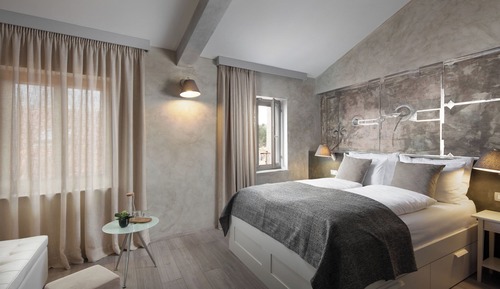 Chambre Double Confort, 1 grand lit