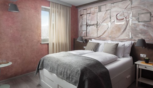 Chambre Double Confort, 1 grand lit