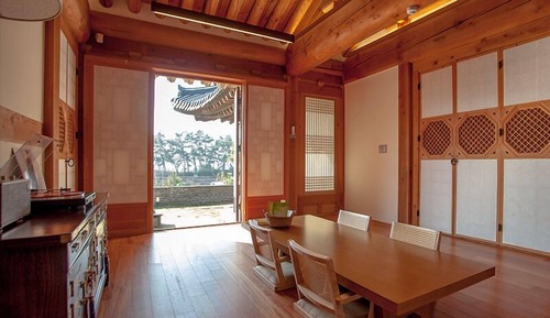 [Yun-seul]Traditional Hanok Two-bedroom Luxury Suite: Ocean View