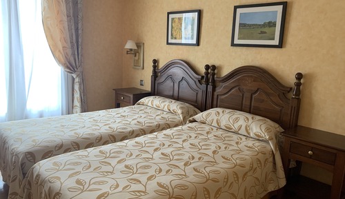 Chambre Confort Double ou avec lits jumeaux