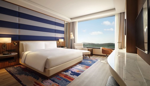 [Chef's Kitchen 3rd session] Ocean Tower Deluxe King+ Breakfast for 2(11:00am~12:30pm)+Wellness Club