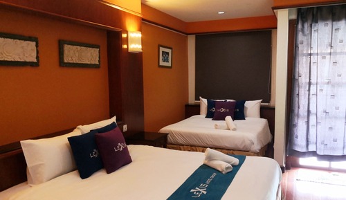 Chalet Premium, vue partielle sur la mer