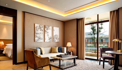 Suite, 1 chambre, balcon, vue jardin