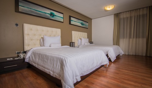 Chambre Triple, 1 chambre, salle de bains attenante