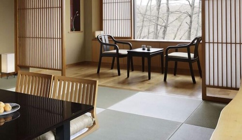 Chambre Deluxe, vue montagne (Tatami Room)