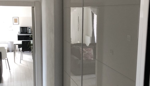 Appartement Duplex, 1 chambre, salle de bains privée, dans les dépendances