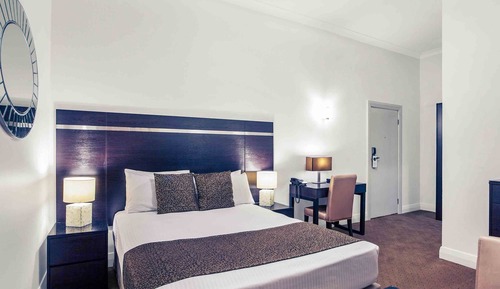 Chambre Exécutive, 1 très grand lit