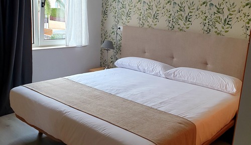 Chambre Double ou avec lits jumeaux, salle de bains privée (doble)