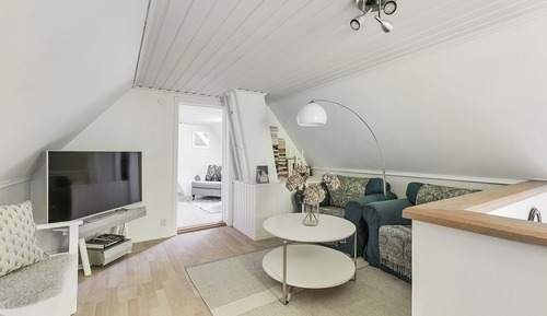 Double room (bed 160 cm), Private toilet, Shared shower, No children under 7 years old