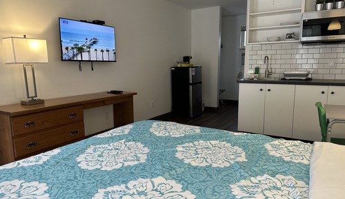 Chambre Standard, 1 grand lit, coin cuisine, rez-de-chaussée