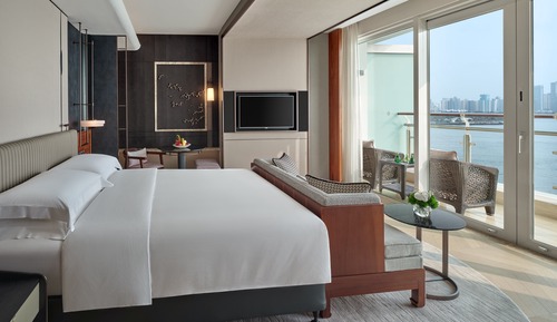 Chambre Premium, accès au salon club, vue mer