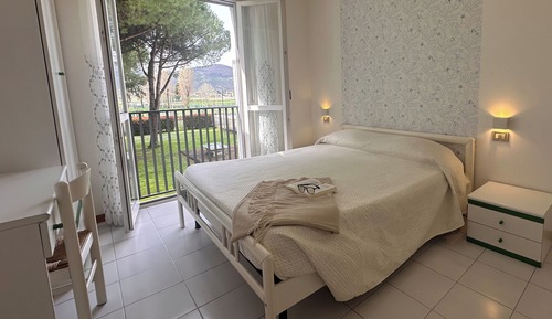  Appartement 4 personnes - 1 chambre - Climatisé - Terrasse - Rénové