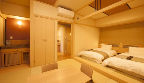 Chambre Familiale (Without Housekeeping)
