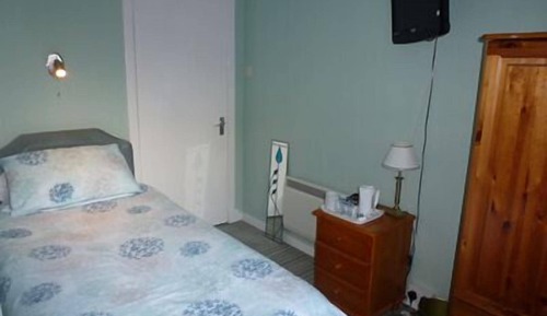 Chambre Simple Standard, salle de bains commune (Room only)