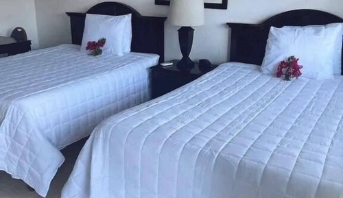 Chambre Standard, 2 lits doubles