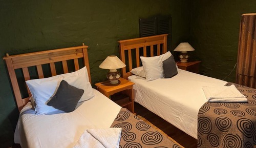 Chambre Familiale (Single beds)