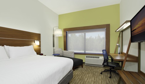 Chambre Standard, 1 très grand lit, accessible aux personnes à mobilité réduite (Mobil Access Tub)