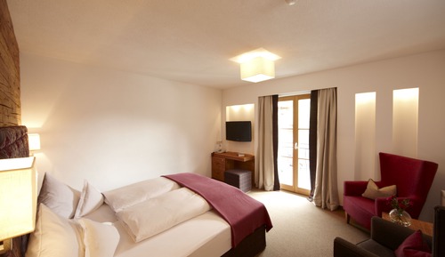 Chambre Double Confort, balcon, vue montagne
